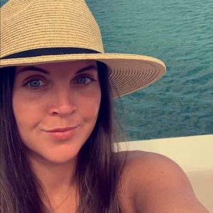 Meet your Posher, Jenna